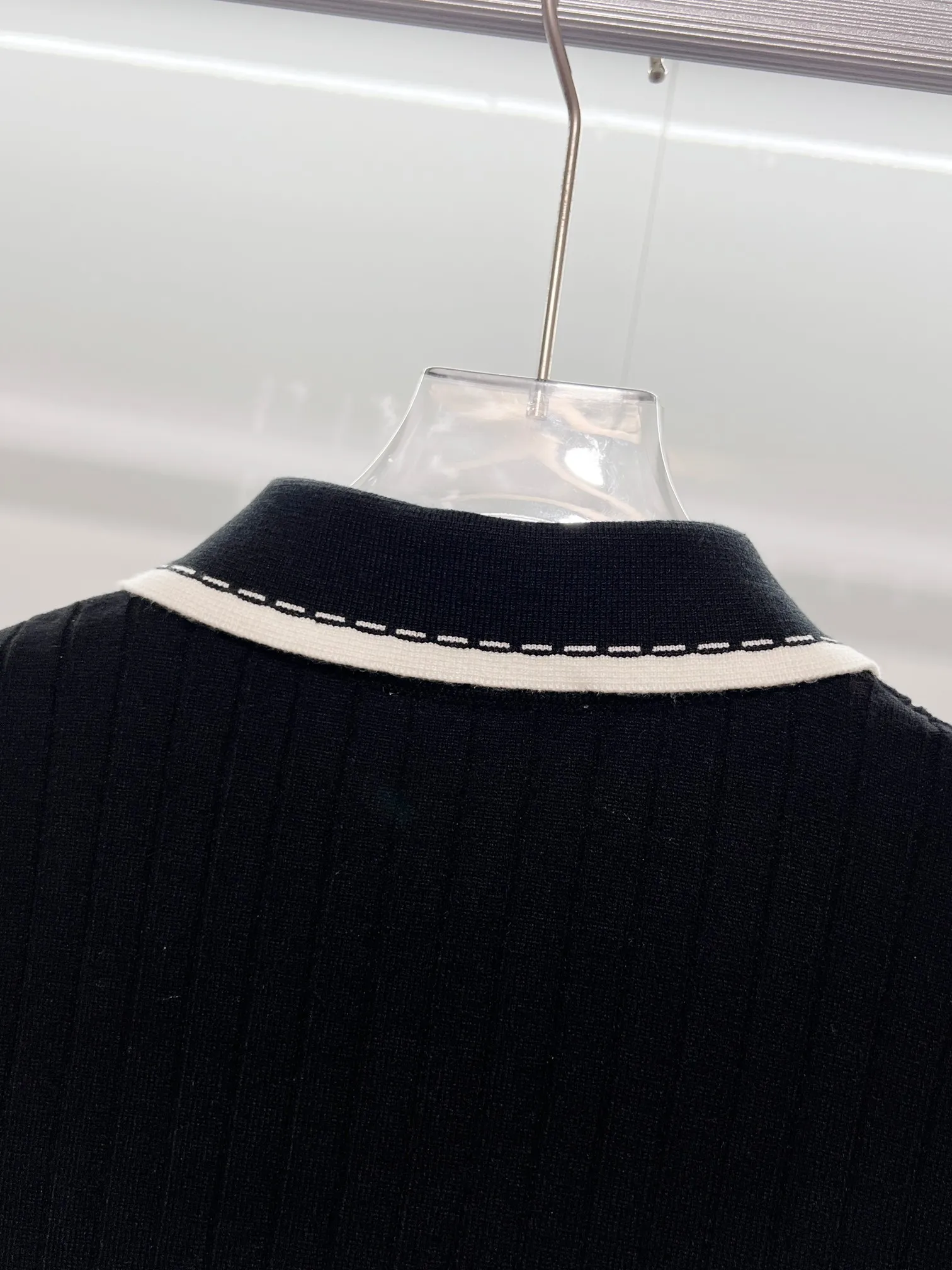 HERMES/ New Arrival T ， ， ， Breathable Polo ！ ， Polo ，Classic ， Versatile ， ， ！， ， Breathable， ， ， ， ， Premium ！ :White.Black. Size:M-3XL